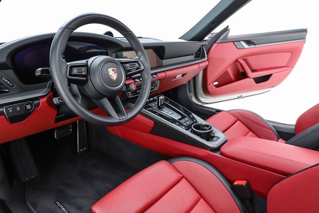 2025 Porsche 911 Carrera