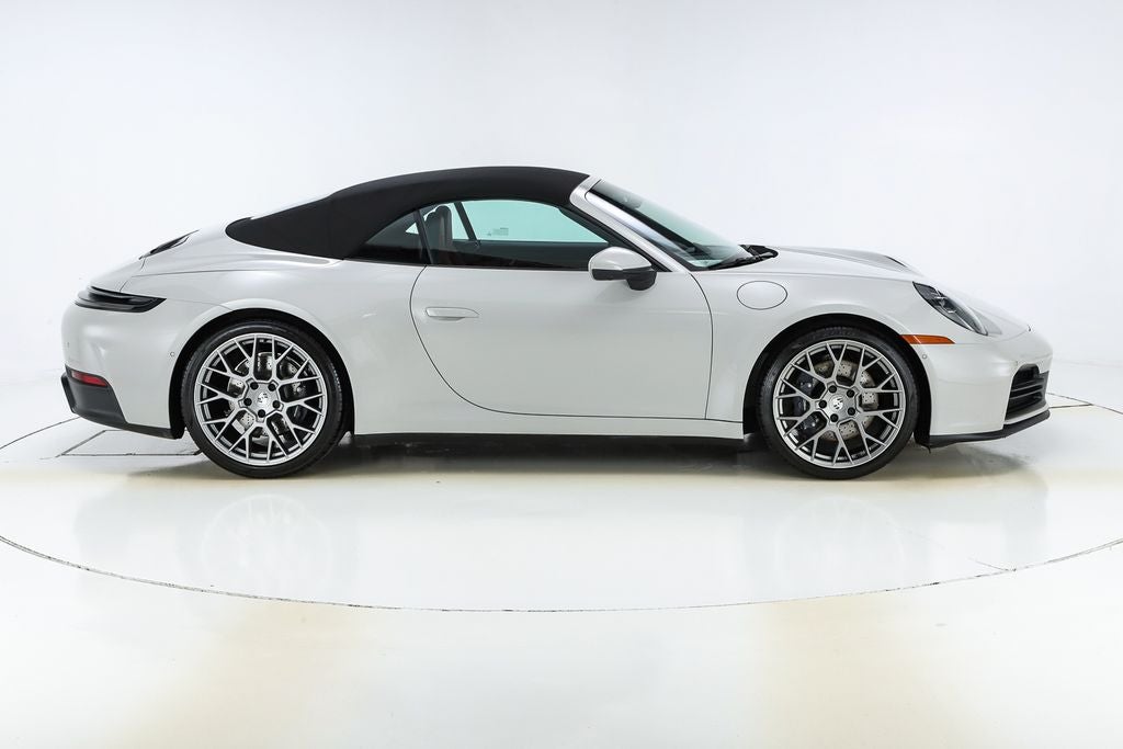 2025 Porsche 911 Carrera
