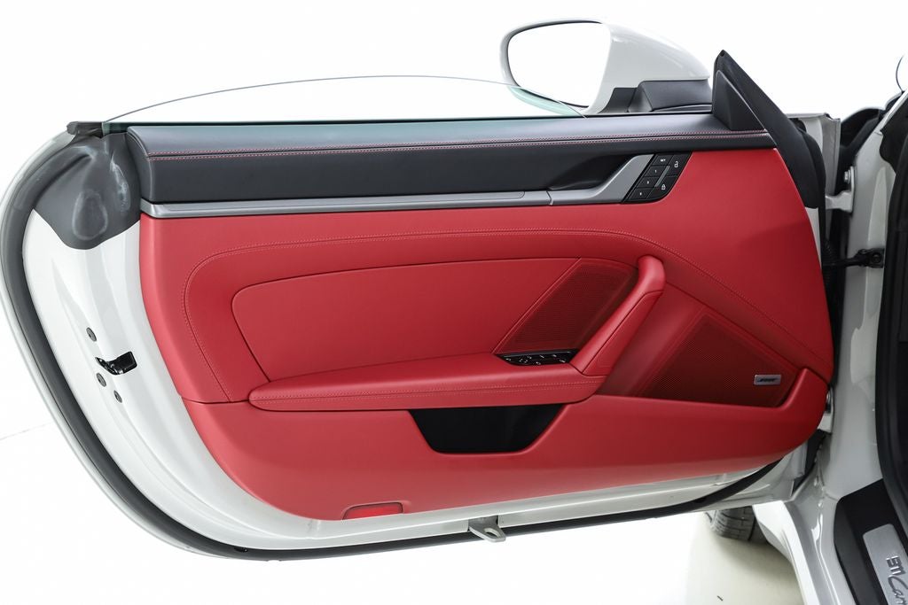 2025 Porsche 911 Carrera