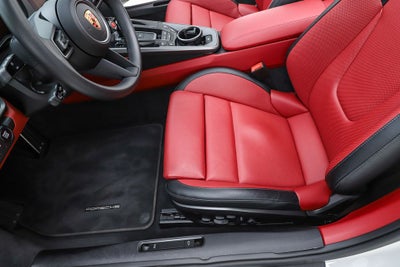 2025 Porsche 911 Carrera