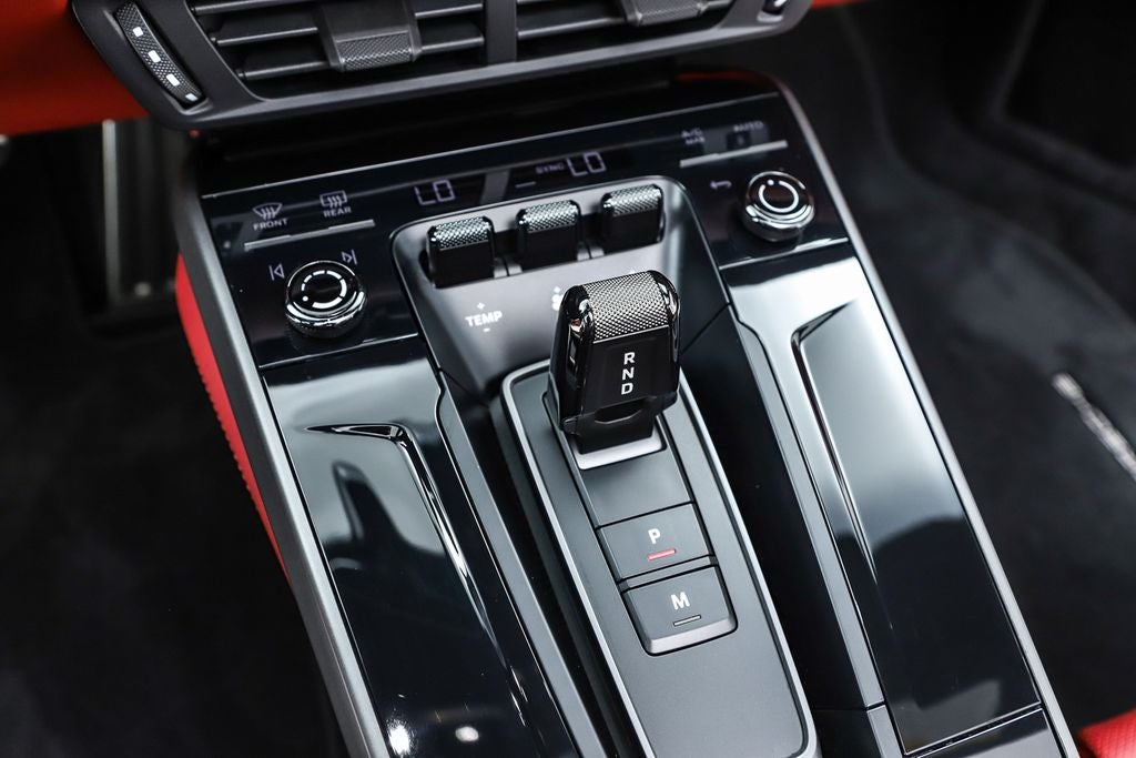 2025 Porsche 911 Carrera
