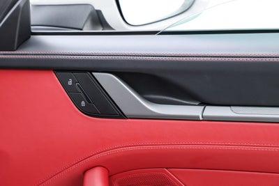 2025 Porsche 911 Carrera