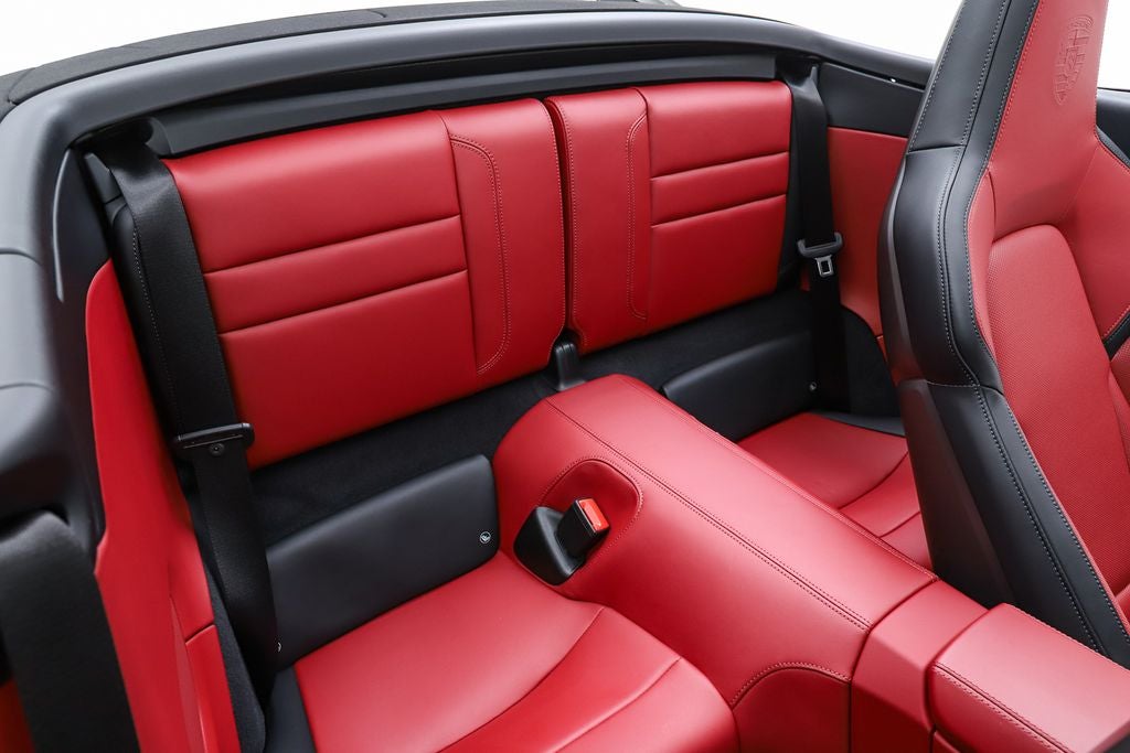 2025 Porsche 911 Carrera