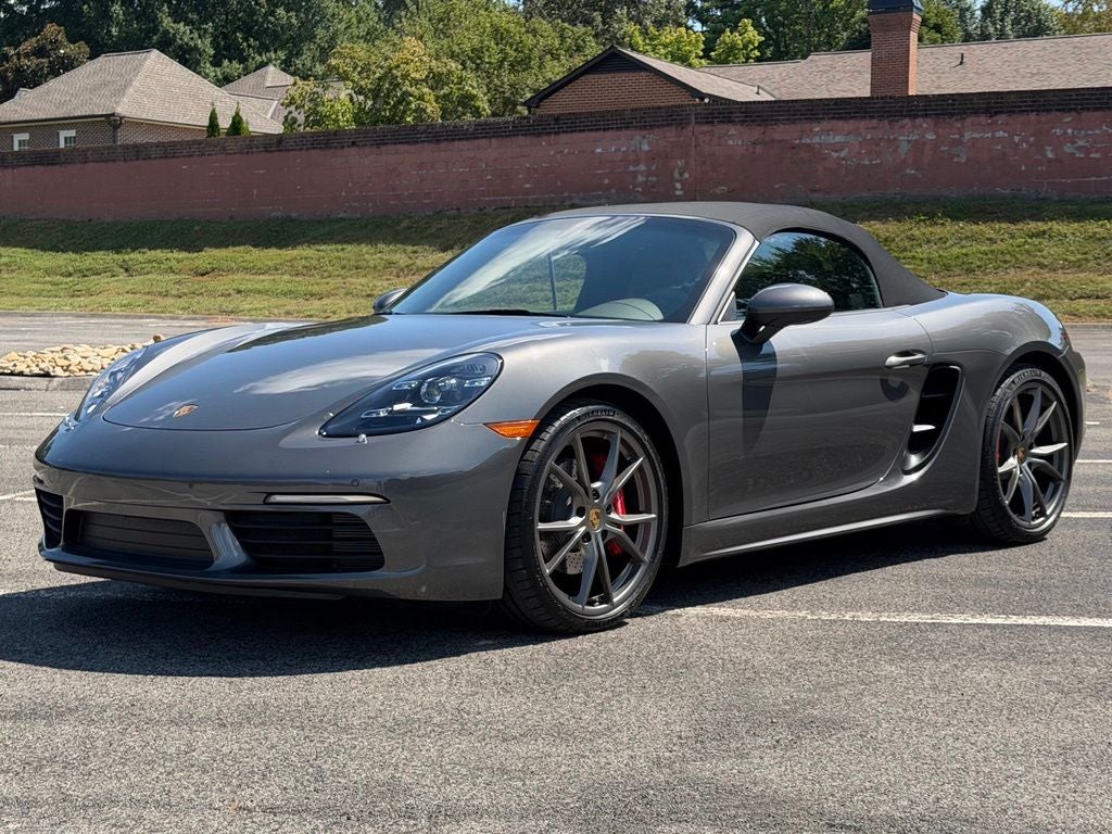 2025 Porsche 718 Boxster S