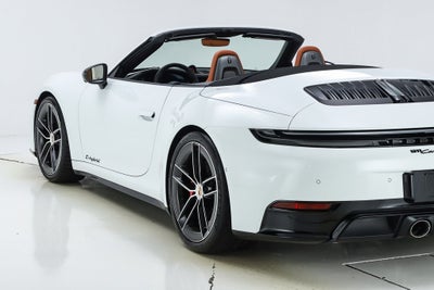 2025 Porsche 911 Carrera 4 GTS