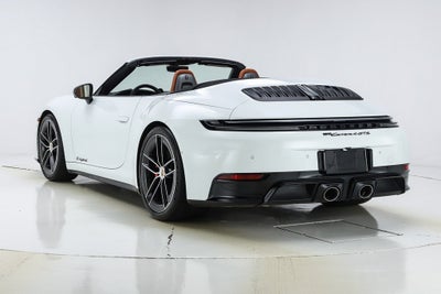 2025 Porsche 911 Carrera 4 GTS