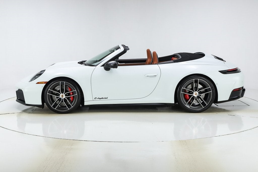 2025 Porsche 911 Carrera 4 GTS