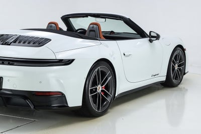 2025 Porsche 911 Carrera 4 GTS