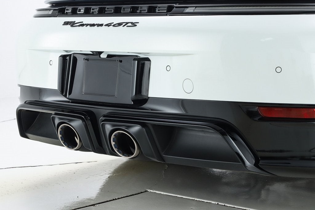 2025 Porsche 911 Carrera 4 GTS