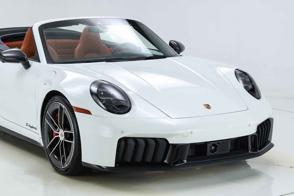 2025 Porsche 911 Carrera 4 GTS