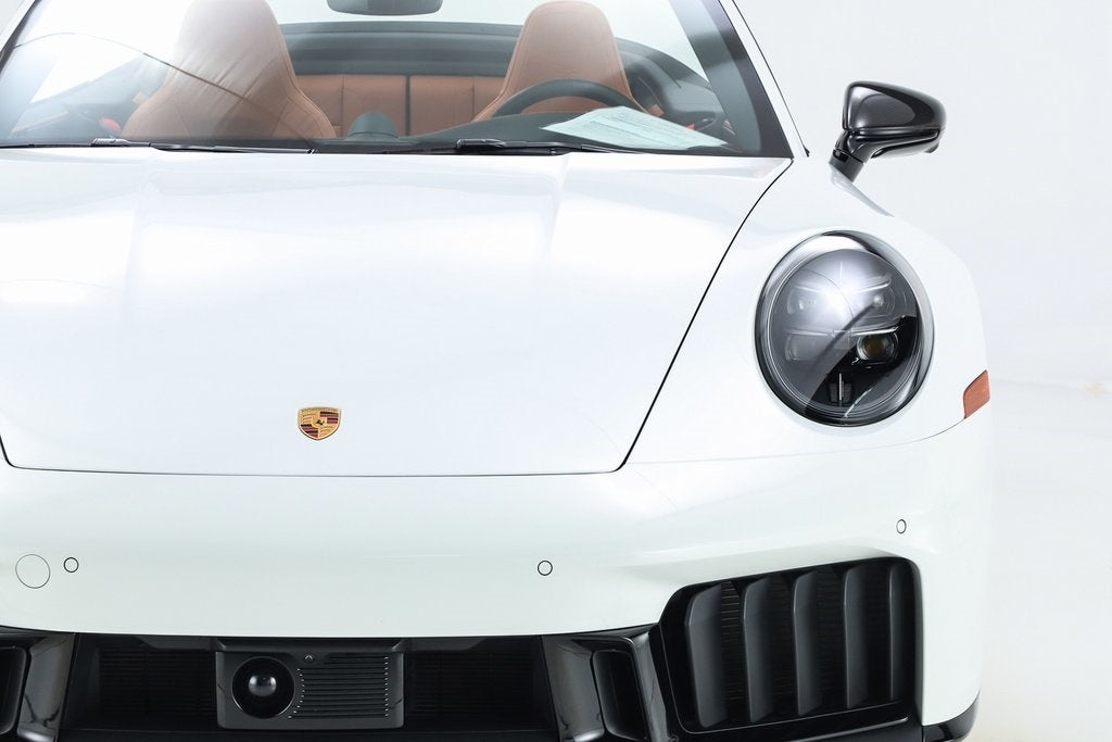 2025 Porsche 911 Carrera 4 GTS