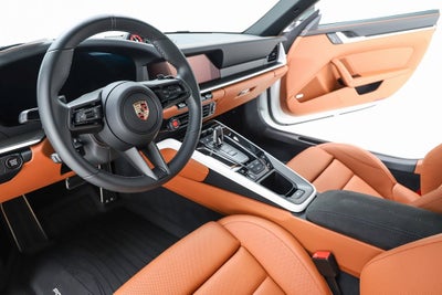 2025 Porsche 911 Carrera 4 GTS