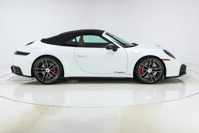 2025 Porsche 911 Carrera 4 GTS