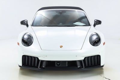 2025 Porsche 911 Carrera 4 GTS