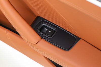 2025 Porsche 911 Carrera 4 GTS