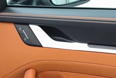 2025 Porsche 911 Carrera 4 GTS