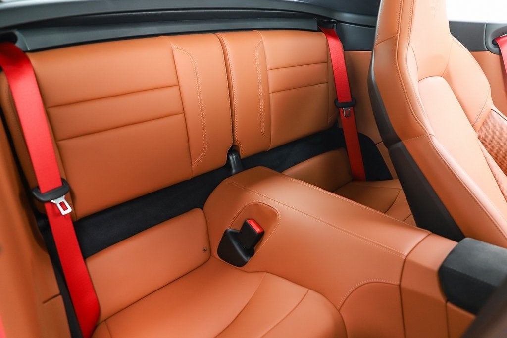 2025 Porsche 911 Carrera 4 GTS