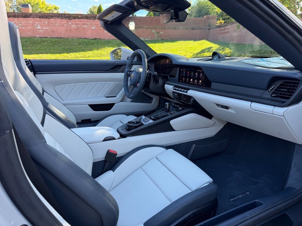 2026 Porsche 911 Carrera GTS