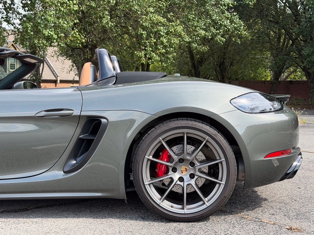 2024 Porsche 718 Boxster GTS