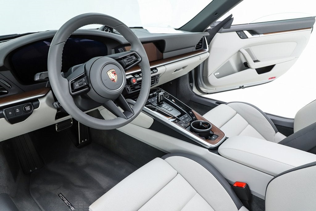 2025 Porsche 911 Carrera S