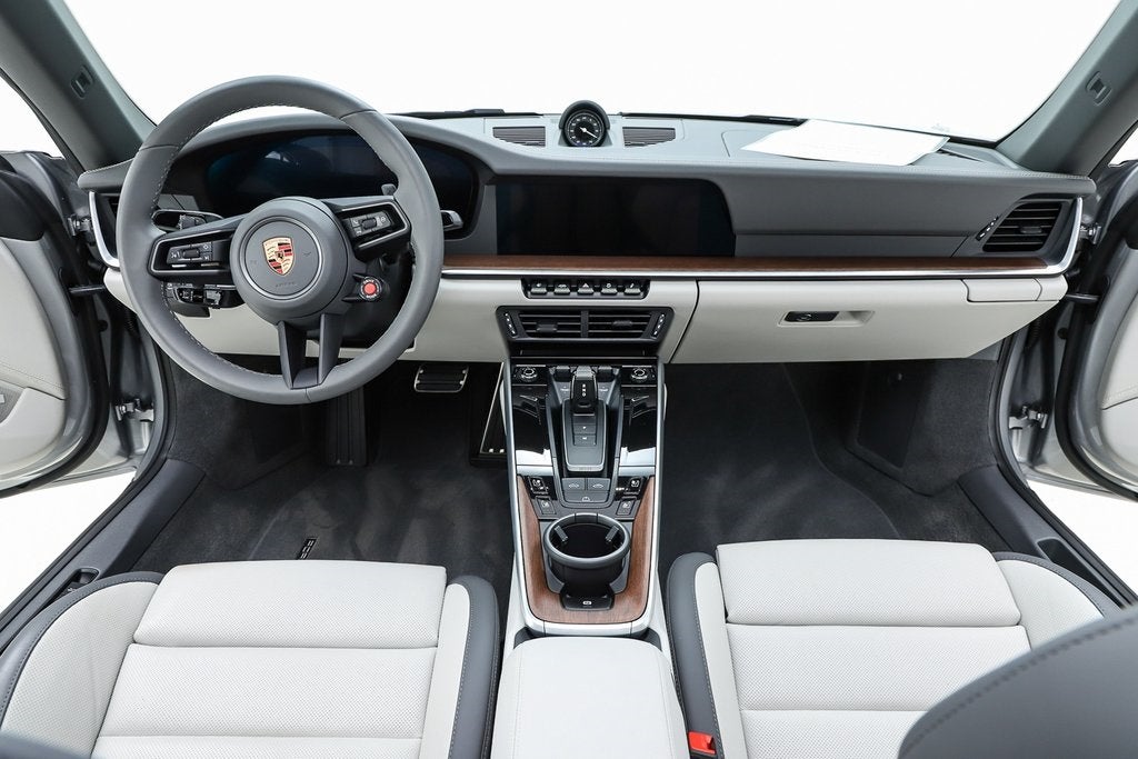 2025 Porsche 911 Carrera S