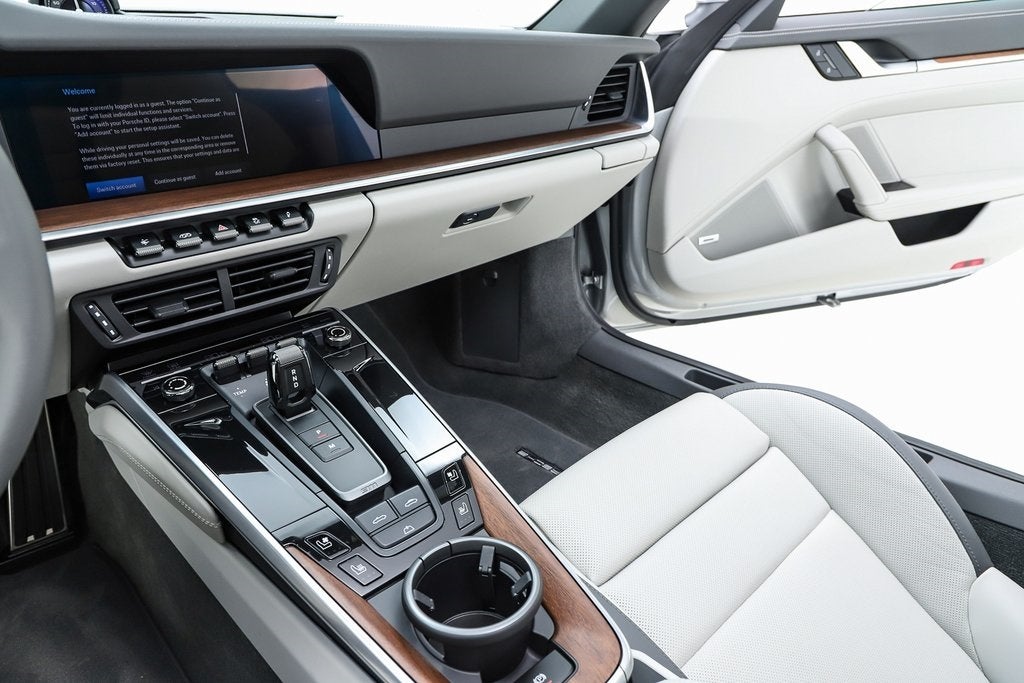 2025 Porsche 911 Carrera S