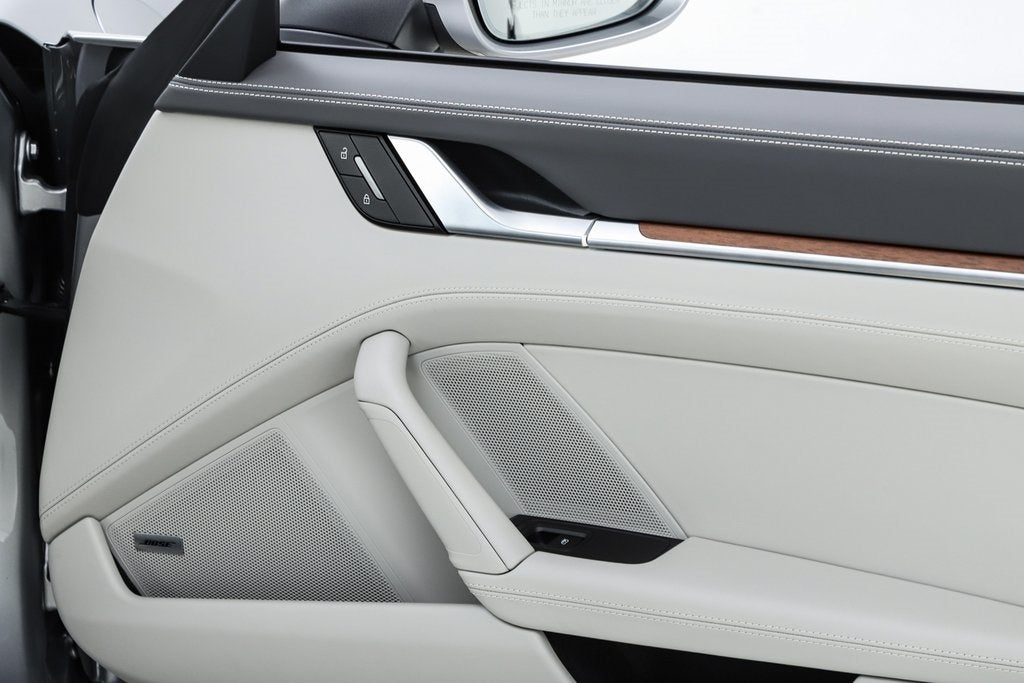 2025 Porsche 911 Carrera S