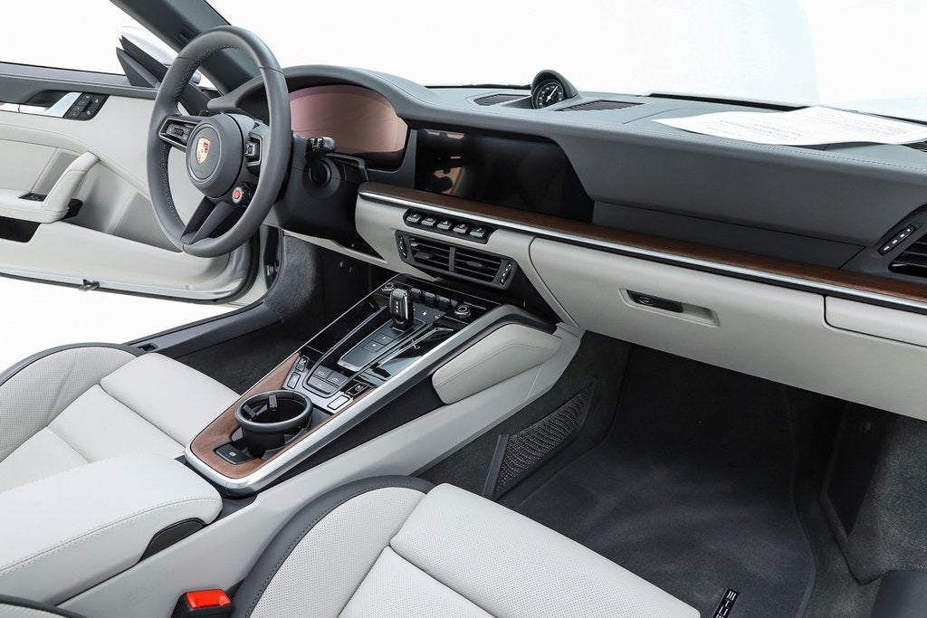 2025 Porsche 911 Carrera S