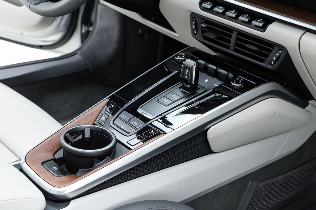 2025 Porsche 911 Carrera S