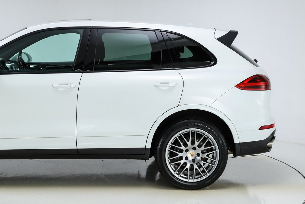 2017 Porsche Cayenne Platinum Edition