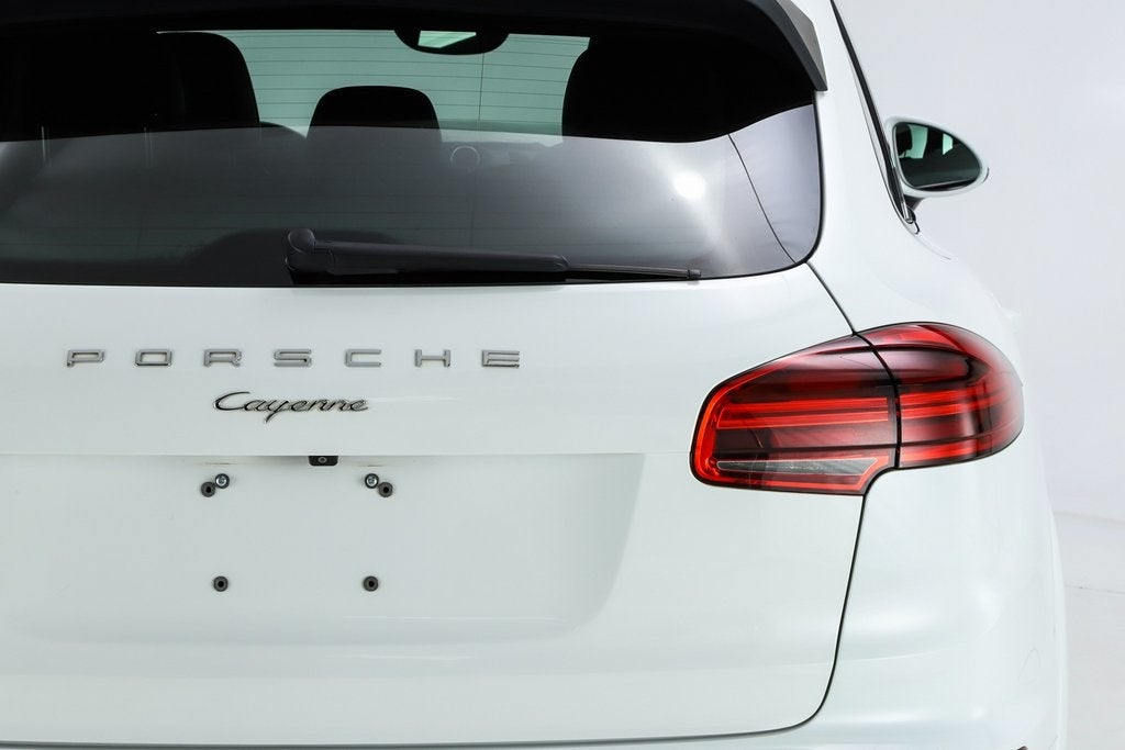 2017 Porsche Cayenne Platinum Edition