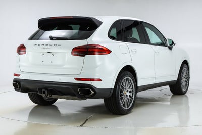 2017 Porsche Cayenne Platinum Edition