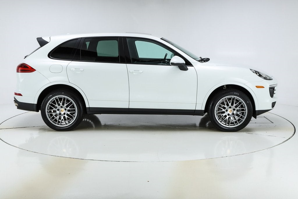 2017 Porsche Cayenne Platinum Edition