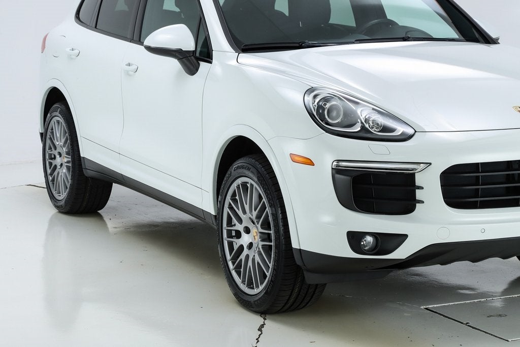 2017 Porsche Cayenne Platinum Edition