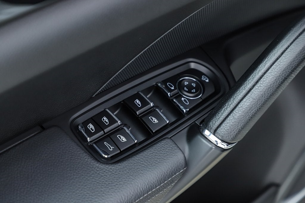 2017 Porsche Cayenne Platinum Edition