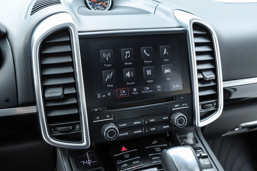 2017 Porsche Cayenne Platinum Edition