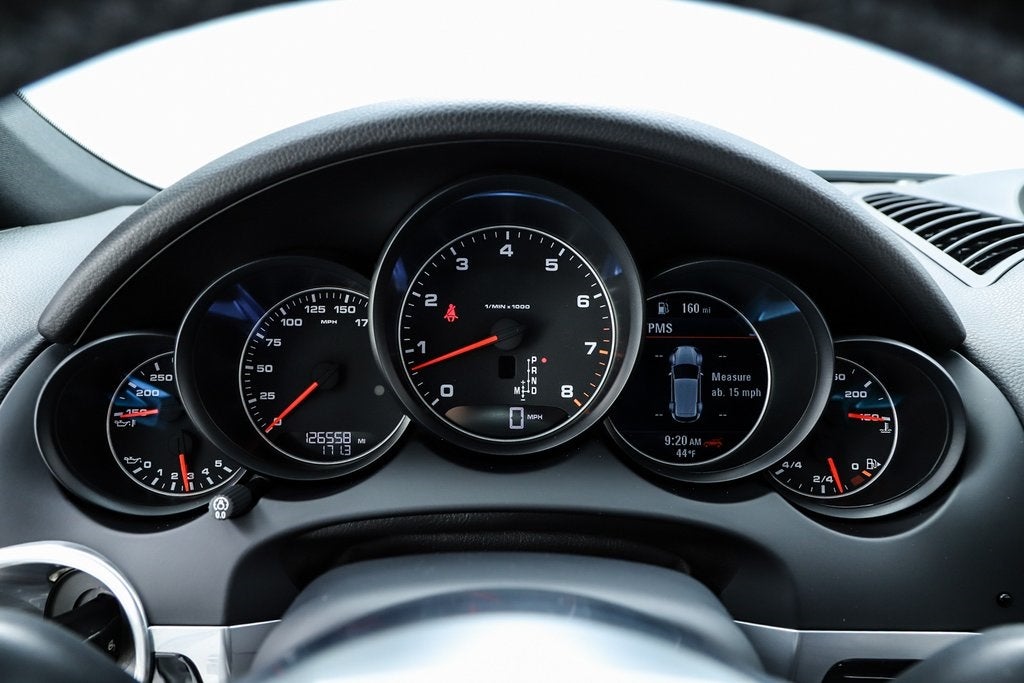 2017 Porsche Cayenne Platinum Edition