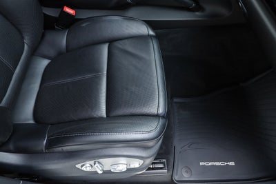 2017 Porsche Cayenne Platinum Edition