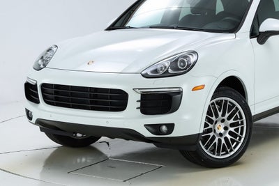2017 Porsche Cayenne Platinum Edition