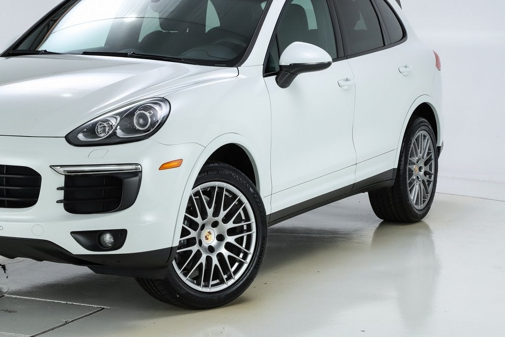 2017 Porsche Cayenne Platinum Edition