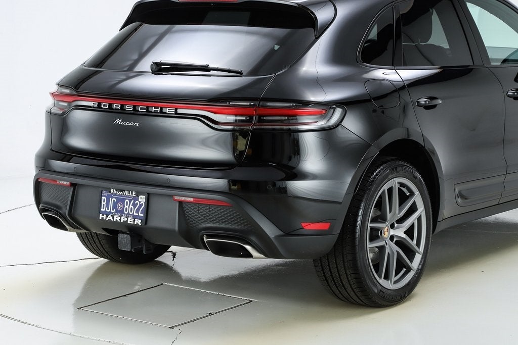 2025 Porsche Macan Base