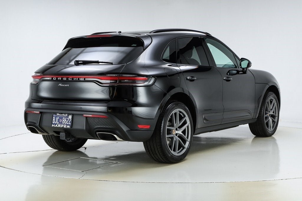 2025 Porsche Macan Base