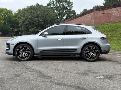 2024 Porsche Macan Base