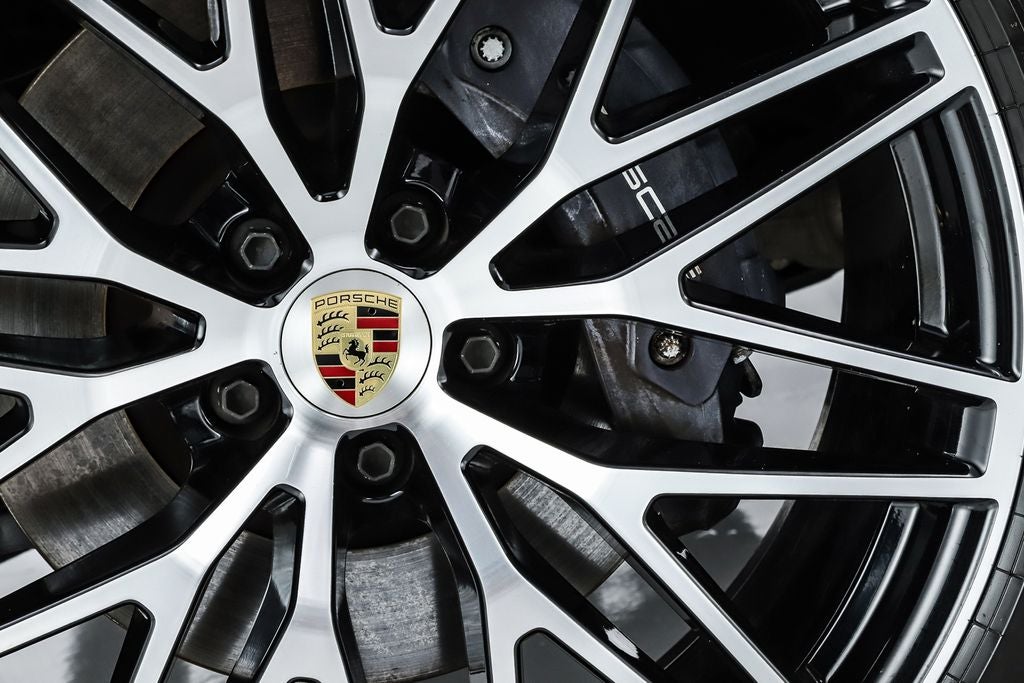2024 Porsche Macan Base