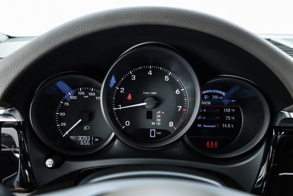 2024 Porsche Macan Base