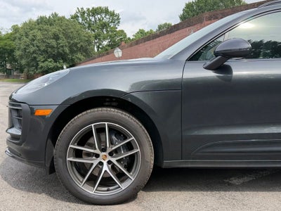 2026 Porsche Macan Base