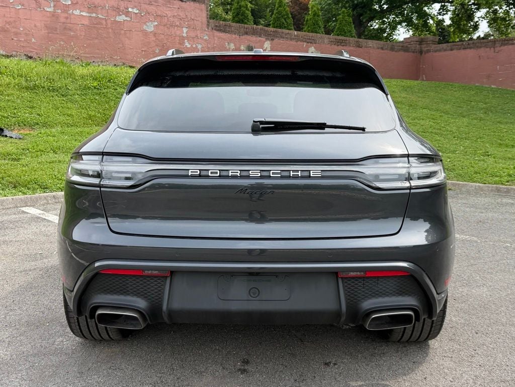 2026 Porsche Macan Base
