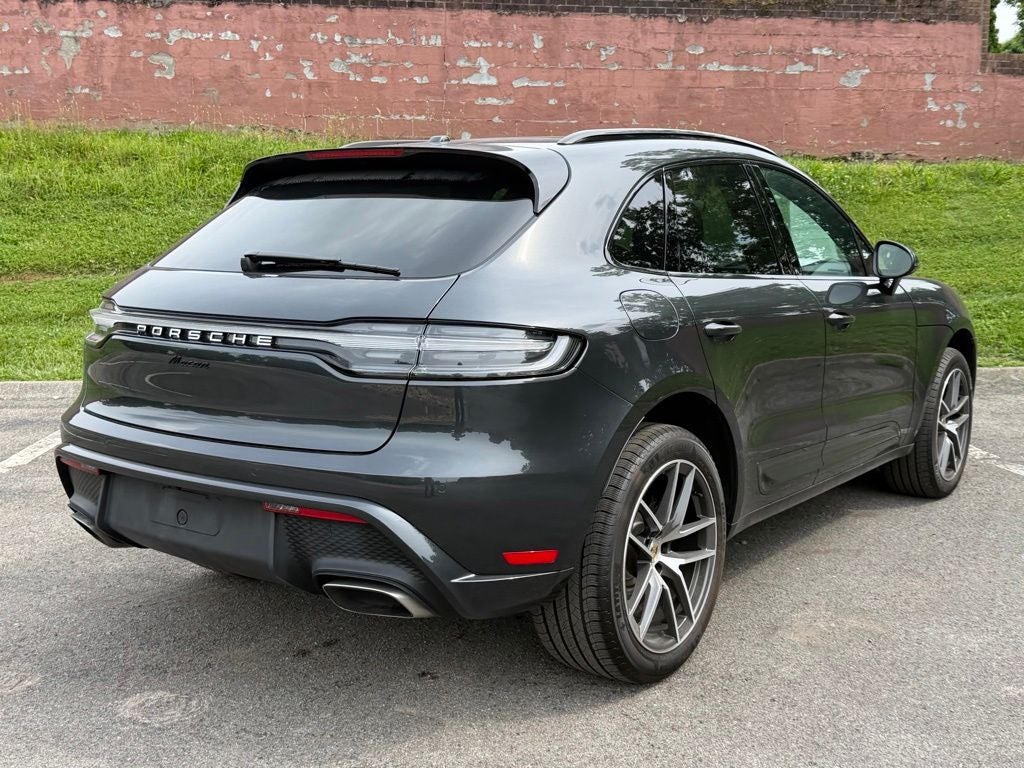 2026 Porsche Macan Base