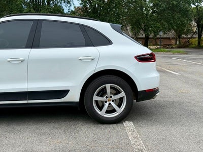 2018 Porsche Macan Base