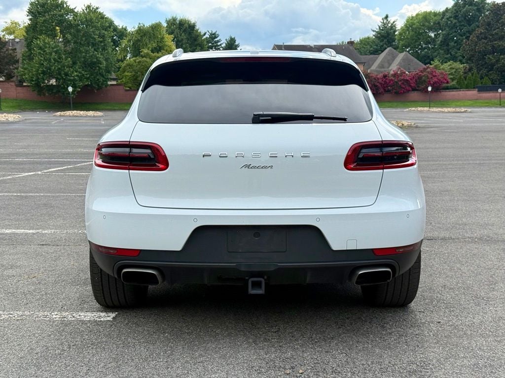 2018 Porsche Macan Base